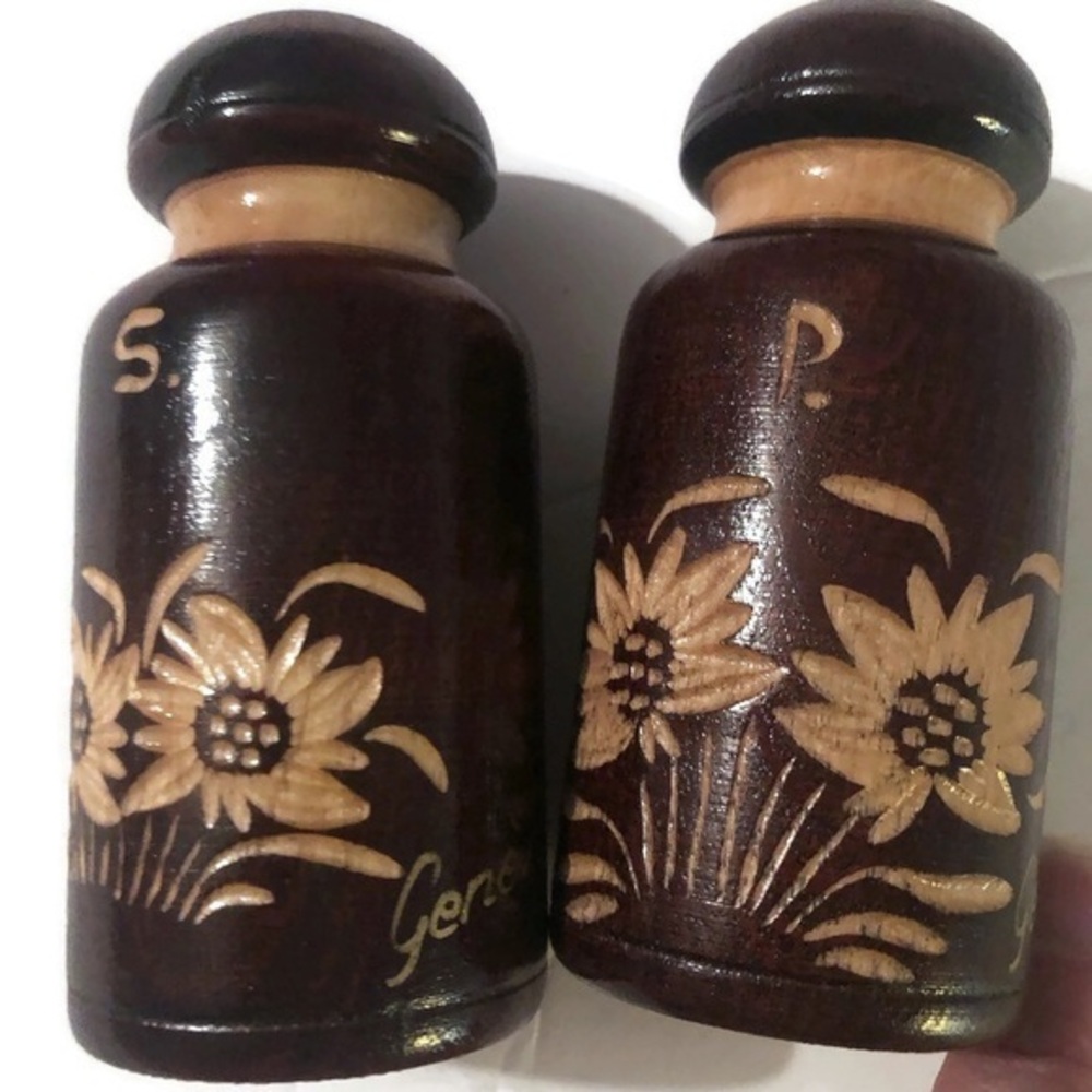 Vintage Hand Carved Wooden Flower Salt And Pepper Shakers